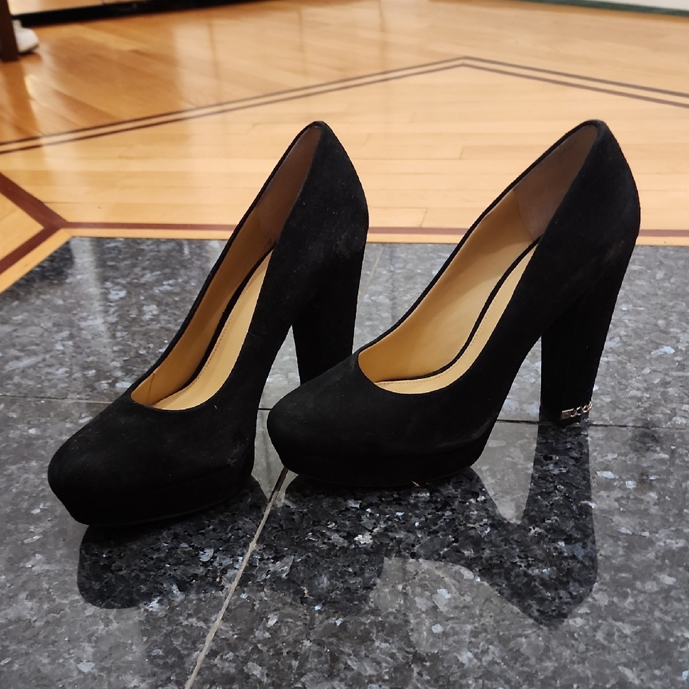 Michael Kors Suede Black Sabrina Pumps Stilletos